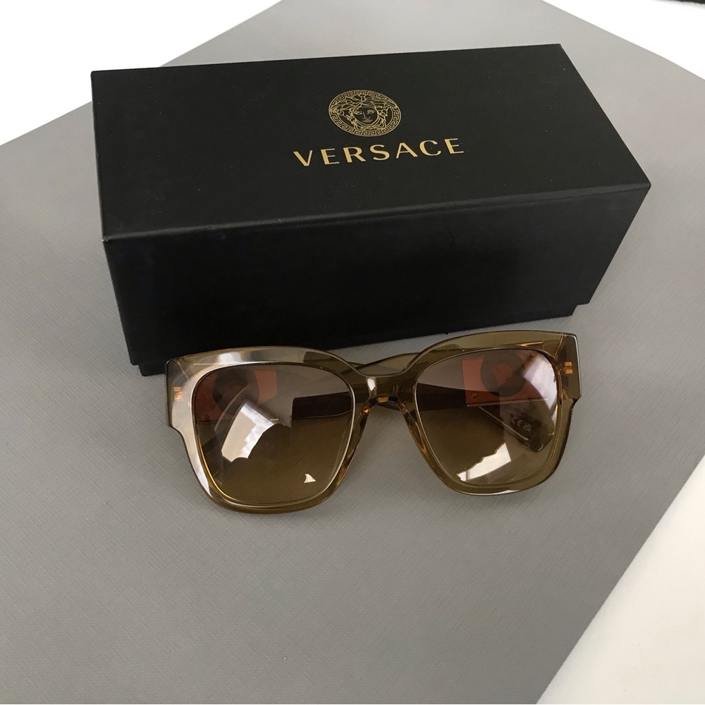 Versace Women's Sunglasses - Amber - Picture 3 of 8
